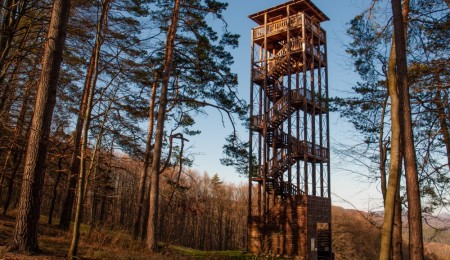Tip na rodinný výlet - Vyhliadková veža v Trenčianskej Závade